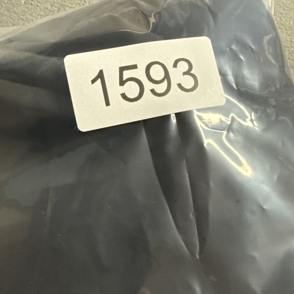 Lululemon Pants Womens 6 Black 23" Crop Jogger Stretch Pockets Drawstring Active - Picture 9 of 9